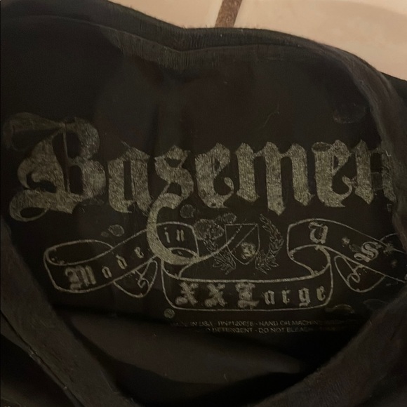 Black Short Sleeve Tee with Intricate Graphic Design - Picture 3 of 4